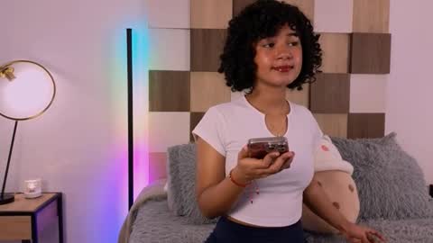 Andrea online show from October 2025 11:54:02 AM