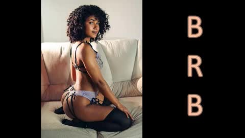 Andrea online show from November 2025 01:43:03 PM