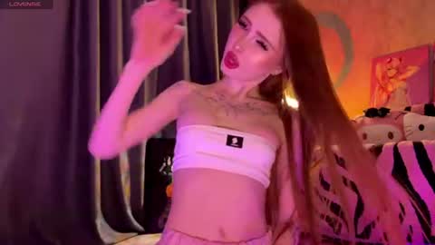 Snapshot of adele_kawaii chatting on July 2026 04:32:02 PM Adele online show from July 2026 04:32:02 PM