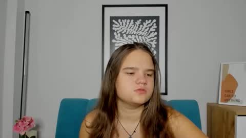 adelecruzz online show from November 2025 08:03:02 AM