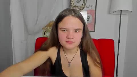 Snapshot of adelecruzz chatting on February 2026 01:08:02 PM adelecruzz online show from February 2026 01:08:02 PM