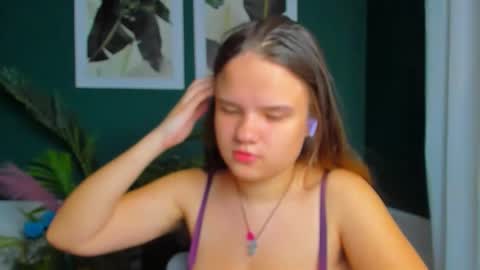 adelecruzz online show from April 2026 09:14:01 AM