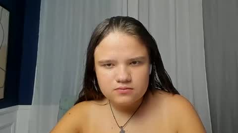 Snapshot of adelecruzz chatting on July 2026 11:50:01 AM adelecruzz online show from July 2026 11:50:01 AM