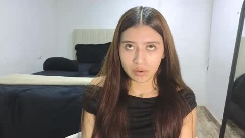 adellein foxx online show from October 2025 02:56:02 AM