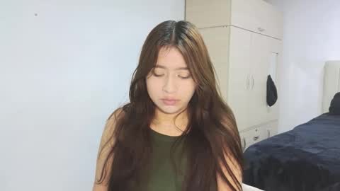 adellein foxx online show from October 2025 01:20:02 AM