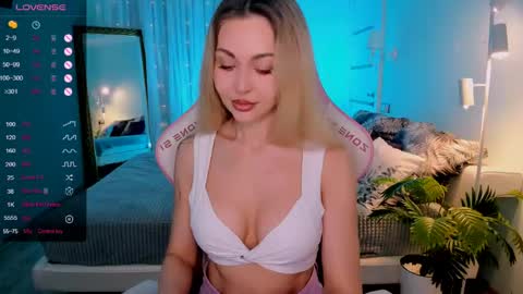 Snapshot of adeleroberts chatting on May 2026 01:58:02 AM Adele online show from May 2026 01:58:02 AM
