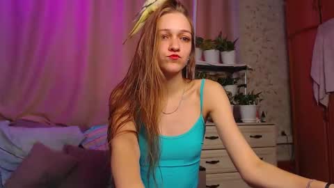 Lina online show from October 2025 08:26:02 AM