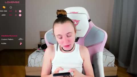 Adelina online show from November 2025 09:30:01 AM