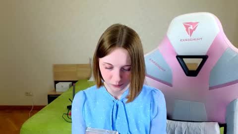 Adelina online show from February 2026 09:30:01 AM