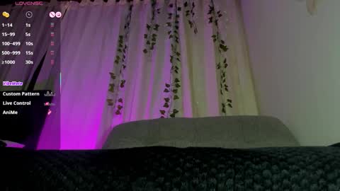 adelinaconte1 online show from December 2025 01:04:02 PM