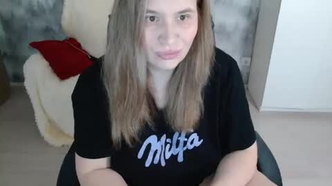 Snapshot of adelinalawson chatting on April 2026 05:30:01 AM adelinalawson online show from April 2026 05:30:01 AM