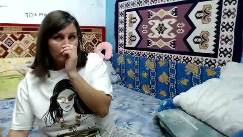 Snapshot of adelineblueeyes chatting on October 2025 11:30:01 AM Larisa online show from October 2025 11:30:01 AM