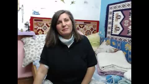 Snapshot of adelineblueeyes chatting on October 2025 07:39:01 AM Larisa online show from October 2025 07:39:01 AM