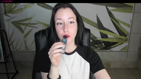 Adel online show from September 2025 02:49:01 AM