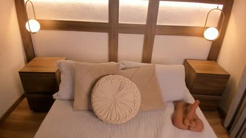 Adhara  online show from November 2025 01:44:02 PM