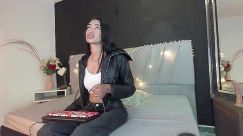 Snapshot of adharaharper chatting on May 2026 01:19:01 PM Adhara online show from May 2026 01:19:01 PM