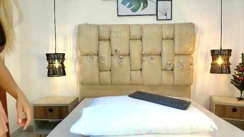 AdharaSmithh online show from January 2026 07:05:02 PM