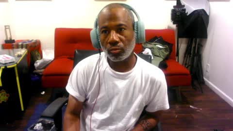 Snapshot of adick_ting chatting on May 2026 10:23:01 AM adick_ting online show from May 2026 10:23:01 AM