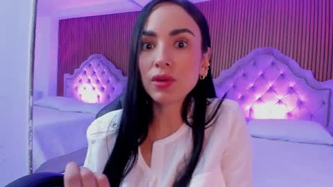 Snapshot of adissoncopper chatting on June 2026 03:42:02 PM Adisson online show from June 2026 03:42:02 PM