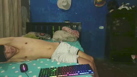 Snapshot of adonis5_ chatting on December 2025 04:32:01 AM Adonis online show from December 2025 04:32:01 AM