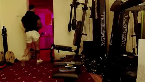 Adonis online show from October 2025 05:12:02 PM