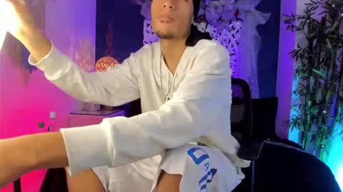 adonis_wb online show from January 2026 04:59:02 AM