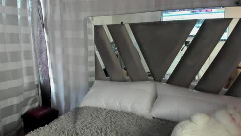 Stormi online show from April 2026 07:07:02 PM