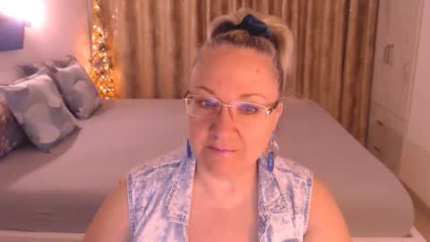 Cryna online show from March 2026 05:00:02 AM