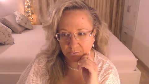 Cryna online show from March 2026 09:53:01 AM