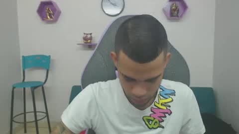 Snapshot of adri_sexboy chatting on January 2025 02:17:02 PM adri_sexboy online show from January 2025 02:17:02 PM