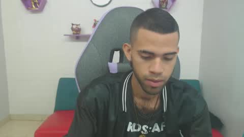 Snapshot of adri_sexboy chatting on January 2025 04:39:01 PM adri_sexboy online show from January 2025 04:39:01 PM