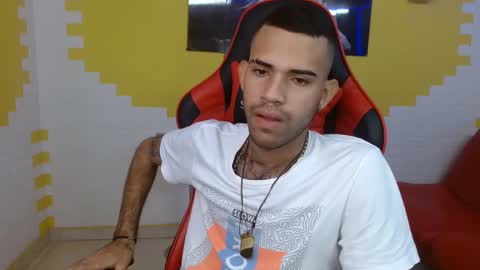 Snapshot of adri_sexboy chatting on February 2025 02:10:01 PM adri_sexboy online show from February 2025 02:10:01 PM