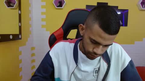 Snapshot of adri_sexboy chatting on February 2025 12:11:02 PM adri_sexboy online show from February 2025 12:11:02 PM