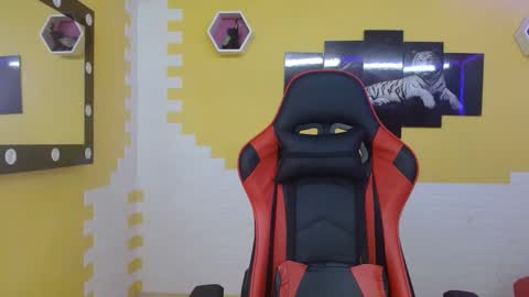 Snapshot of adri_sexboy chatting on February 2025 12:39:02 PM adri_sexboy online show from February 2025 12:39:02 PM