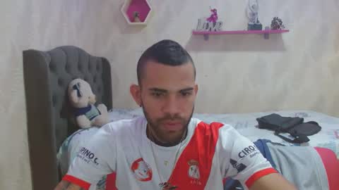 Snapshot of adri_sexboy chatting on March 2025 01:23:01 AM adri_sexboy online show from March 2025 01:23:01 AM