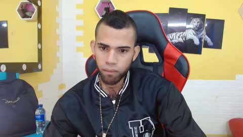 Snapshot of adri_sexboy chatting on March 2025 12:17:01 PM adri_sexboy online show from March 2025 12:17:01 PM