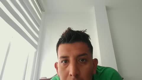 Snapshot of adrian1991oscar chatting on May 2026 04:23:02 PM ADRIAN OSCAR online show from May 2026 04:23:02 PM