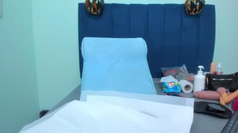 adriana online show from July 2026 01:35:01 AM