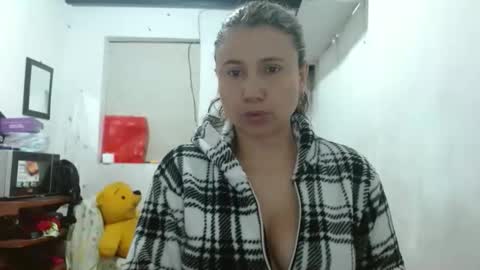 Adriana Tellez online show from January 2026 02:30:01 PM