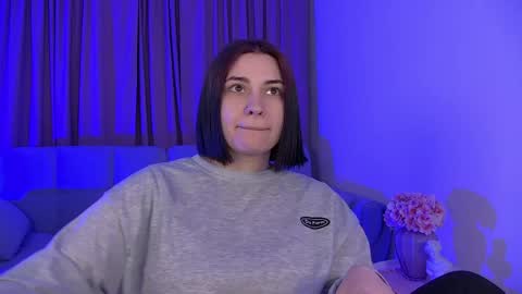 AdrianaTores online show from June 2026 07:16:02 PM