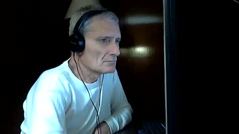 Snapshot of adrianlatino chatting on June 2026 05:16:01 AM Adrian online show from June 2026 05:16:01 AM