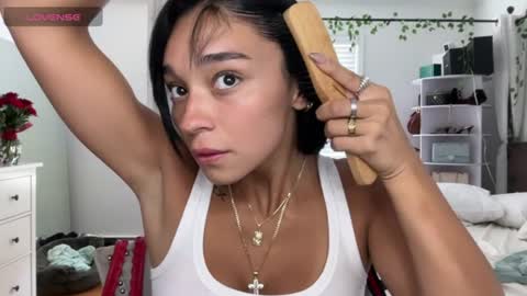 Adrianna  online show from June 2026 04:17:02 PM