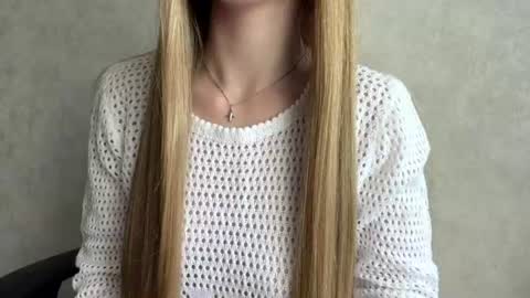 Caroline online show from June 2026 12:33:02 PM