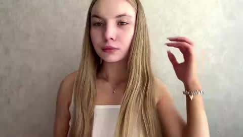 Caroline online show from July 2026 05:03:02 AM