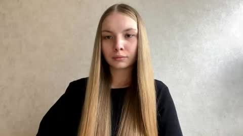 Caroline online show from August 2026 02:15:02 PM