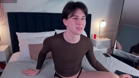 adrianoaubert online show from March 2025 06:27:01 AM