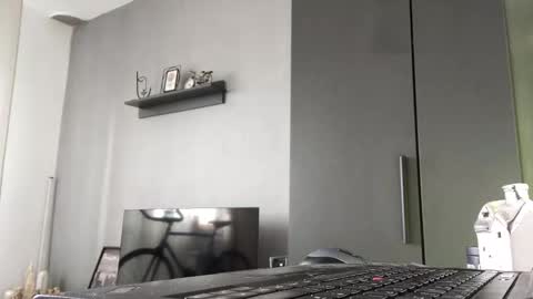 Adriano online show from February 2026 12:57:02 PM