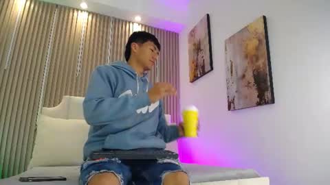 adrianstark_ online show from July 2026 12:29:02 PM