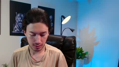 Adrian Williams online show from February 2025 07:07:01 PM