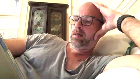 adrienfromparis online show from March 2026 09:42:02 AM